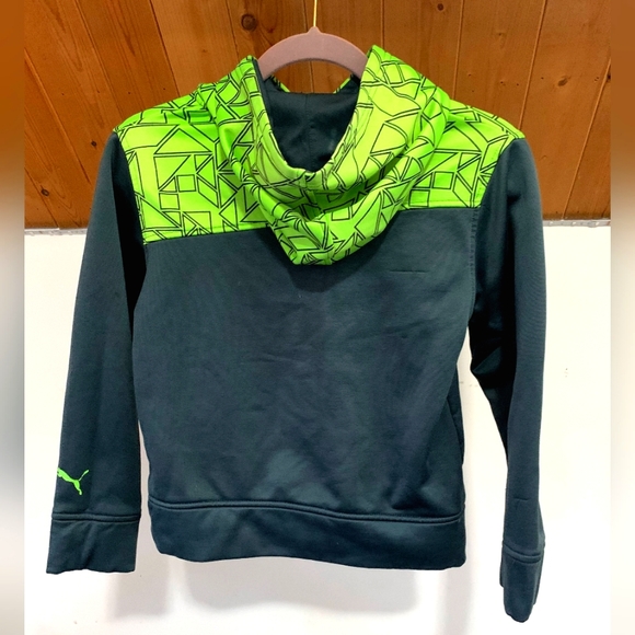 Puma Graphic Pullover Hoodie size Youth S - Picture 2 of 5